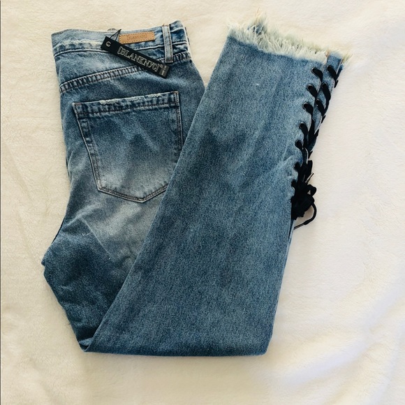 BLANKNYC High Rise Laced Ankle - Picture 6 of 8